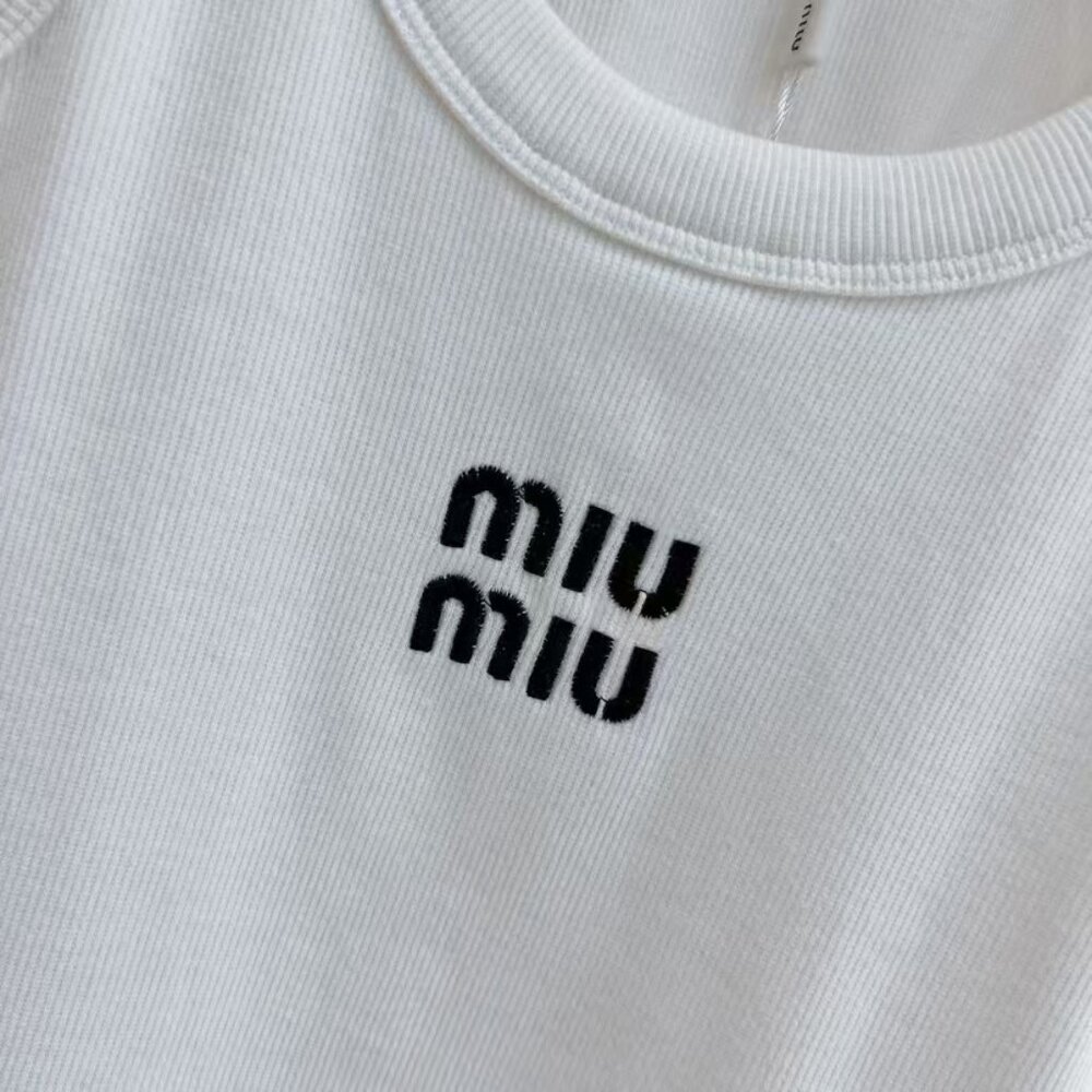 Miu Miu women's clothing - Picture 2 of 4